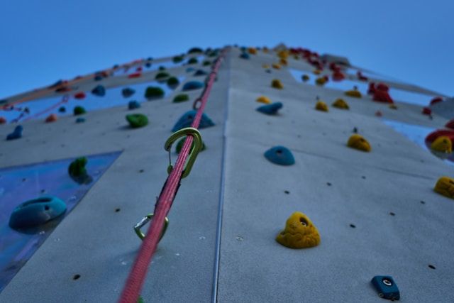 Montaje rápido de rocódromo en Madrid: sin sorpresas