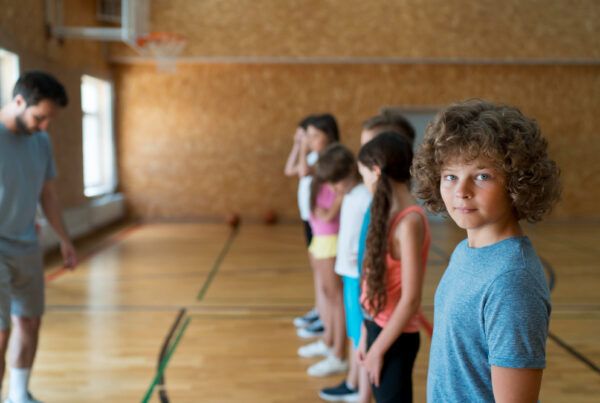 Clases escalada colegios Madrid_ organiza clases motivadoras